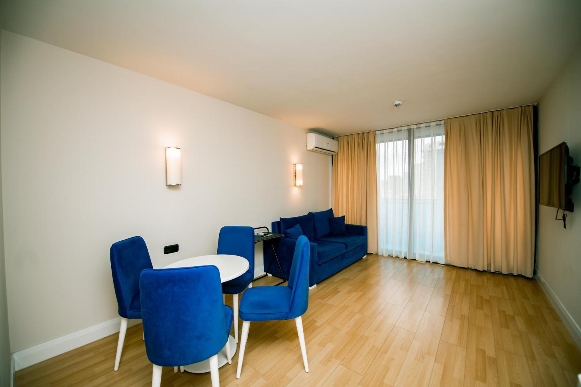 Sea View Apartments In Orbi City Batumi Exteriör bild